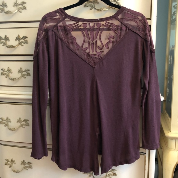 2 for $20 ❤️ Free People The Gatsby Embroidered Tee - Picture 3 of 6